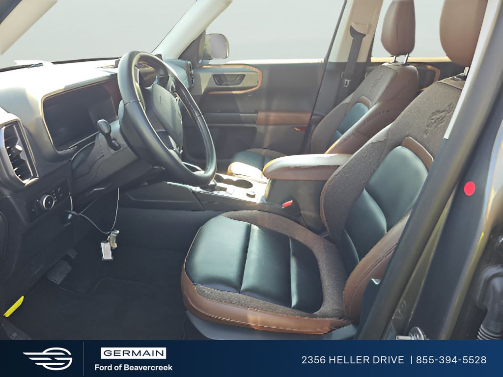 Used 2025 Gray Ford Outer Banks image 8