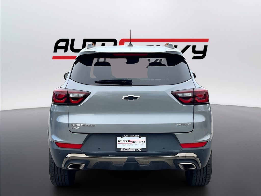Used 2024 Gray Chevrolet ACTIV image 6