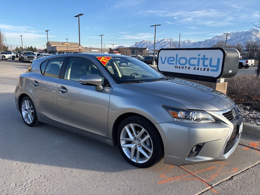 2017 Lexus CT Hybrid 200h FWD