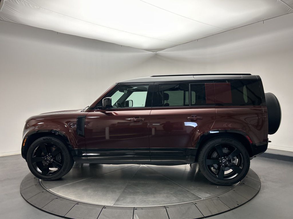 Thumbnail: 2025 Land Rover Defender - 2