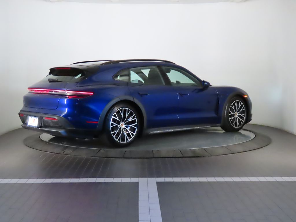 Thumbnail: 2025 Porsche Taycan - 7