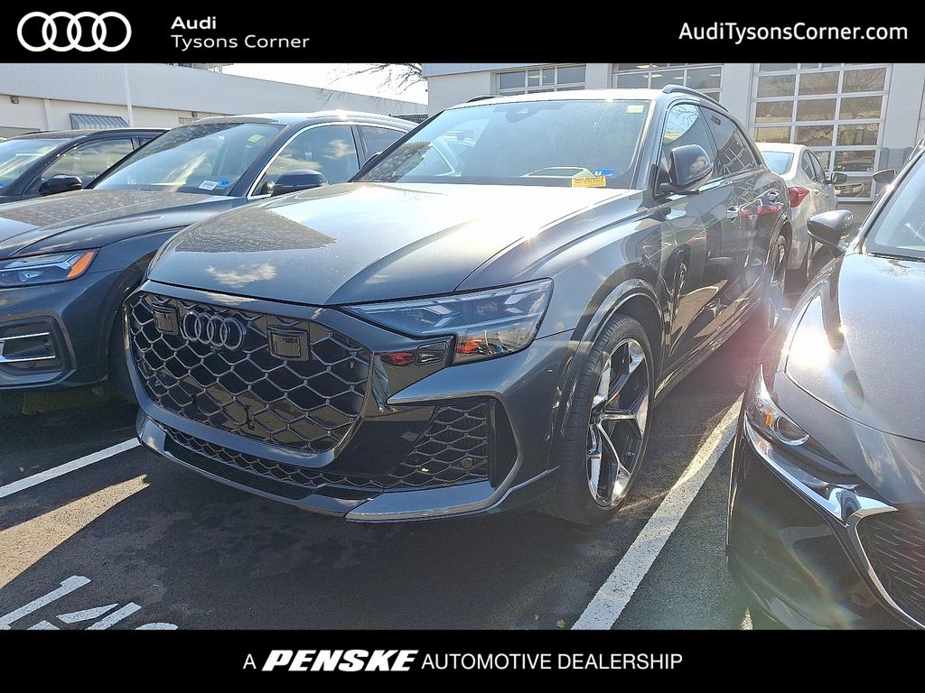 2025 Audi RS Q8 4.0T -
                  Vienna, VA