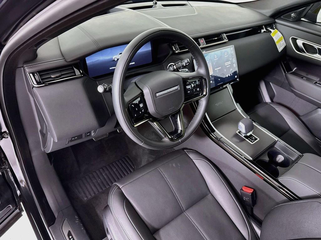 Thumbnail: 2026 Land Rover Range Rover Velar - 10