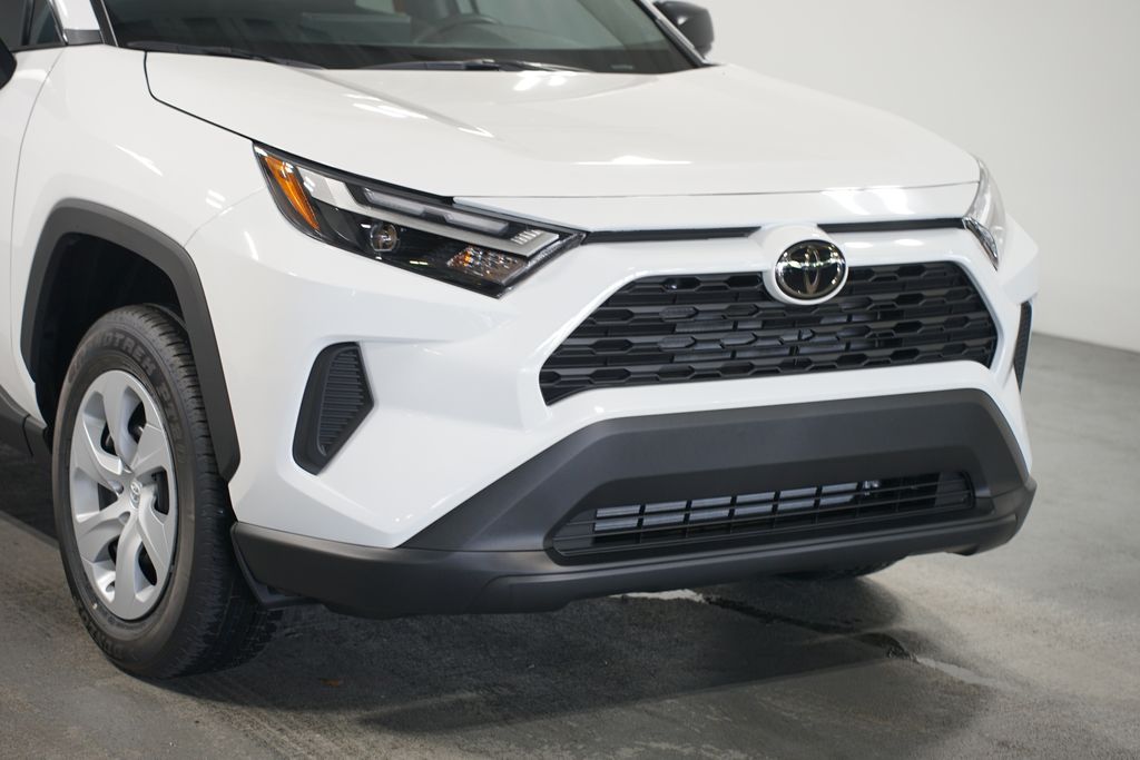 Thumbnail: 2025 Toyota RAV4 - 4