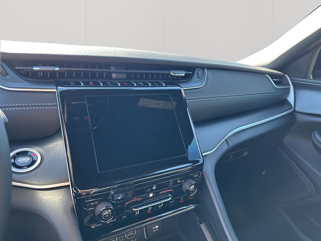 New Car 2025 Jeep Grand Cherokee  For Sale Under $40,000 In Austin, Texas