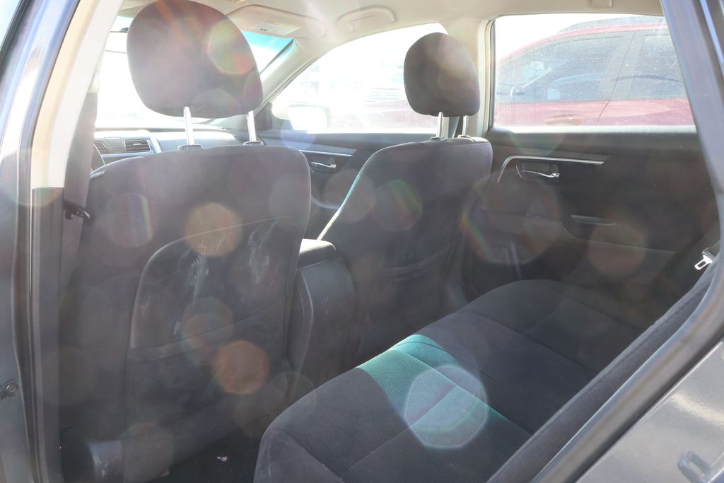 Thumbnail: 2013 Nissan Altima - 26