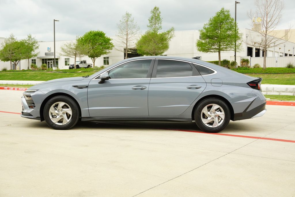 Used Car 2025 Hyundai Sonata  Se For Sale Under $25,000 In Weatherford, Texas
