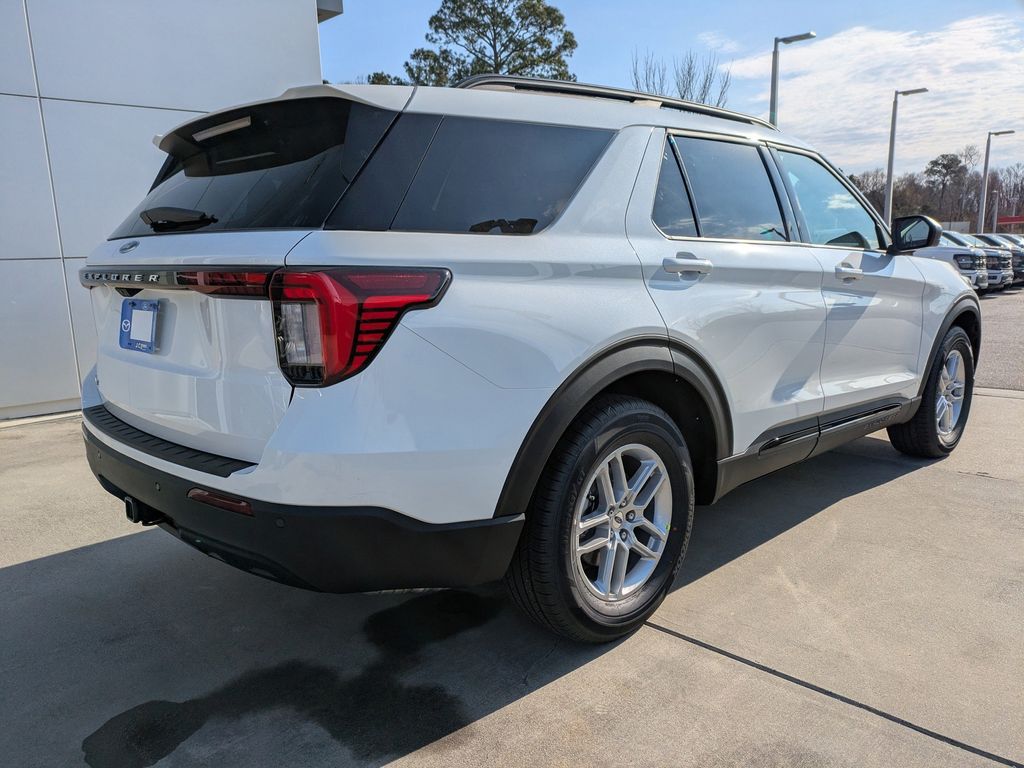 2026 Ford Explorer Active w/200A Pkg