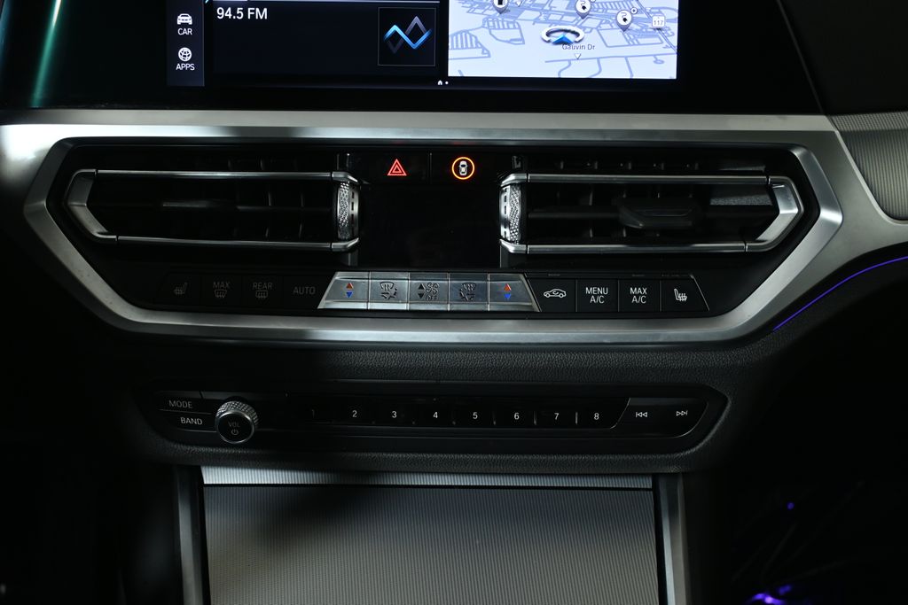 Thumbnail: 2021 BMW 3 Series - 23