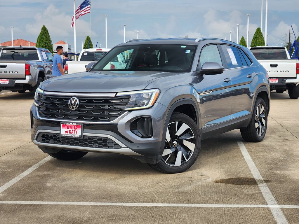 Pure Gray 2025 Volkswagen Atlas Cross Sport SUV / Crossover Front-Wheel Drive 8-Speed Automatic