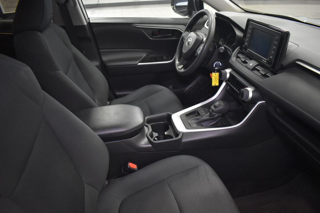 2021 Toyota RAV4 LE 30