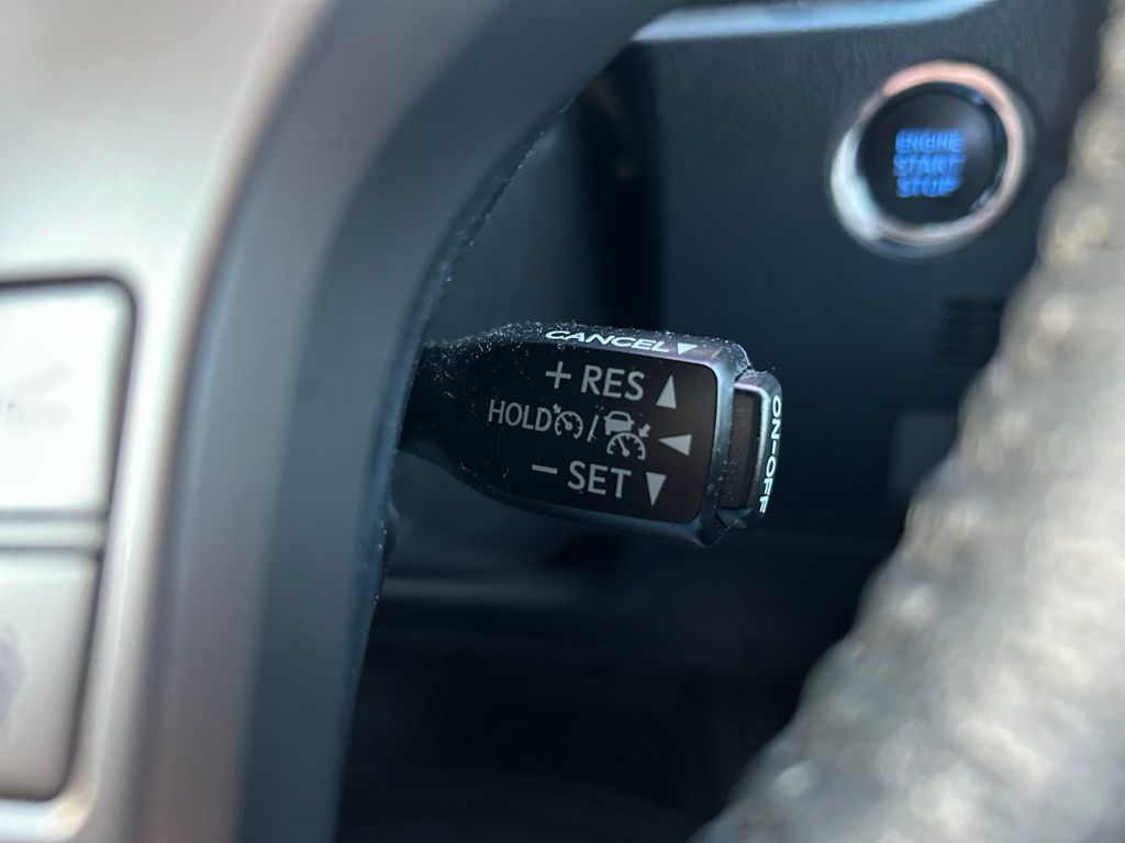 Thumbnail: 2022 Toyota 4Runner - 23