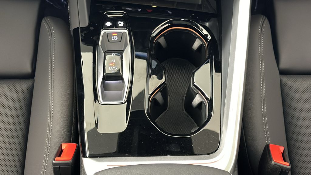 Thumbnail: 2025 Audi Q5 - 21