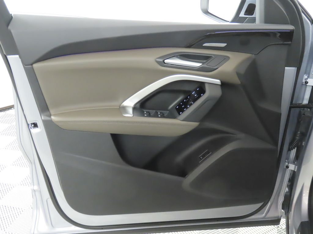 Thumbnail: 2025 Audi Q5 - 27