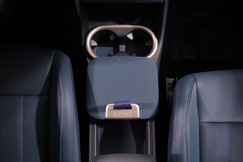 Thumbnail: 2026 MINI Cooper Countryman - 14