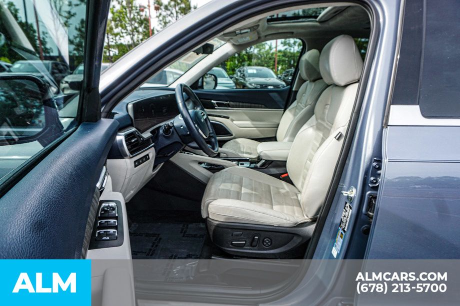 Used 2023 Silver Kia SX-Prestige image 18