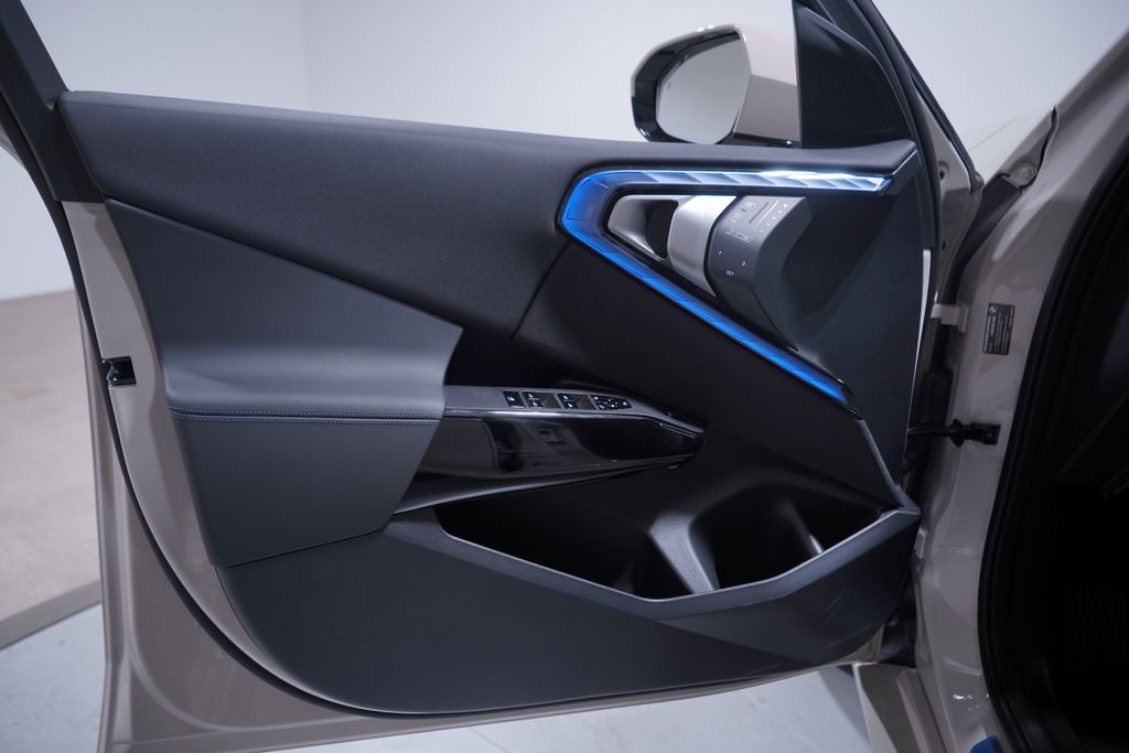 Thumbnail: 2026 BMW X3 - 10