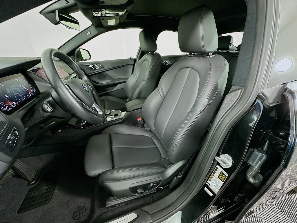 Thumbnail: 2024 BMW 2 Series - 21