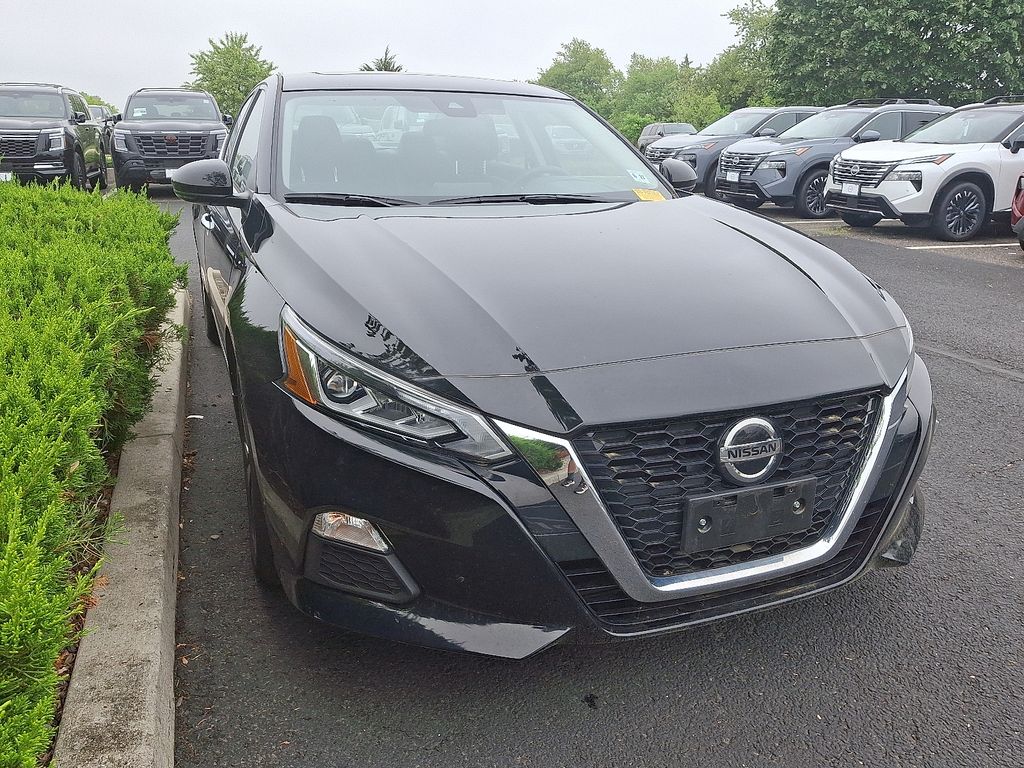 2022 Nissan Altima SV 3