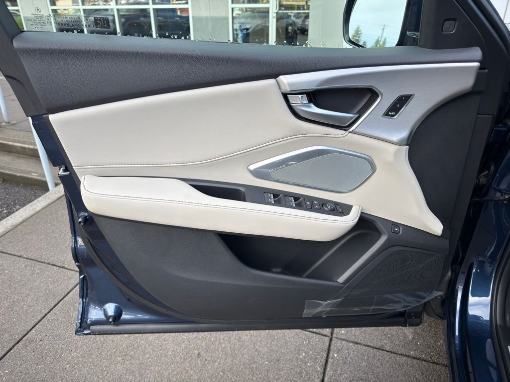 2025 Acura RDX Technology Package