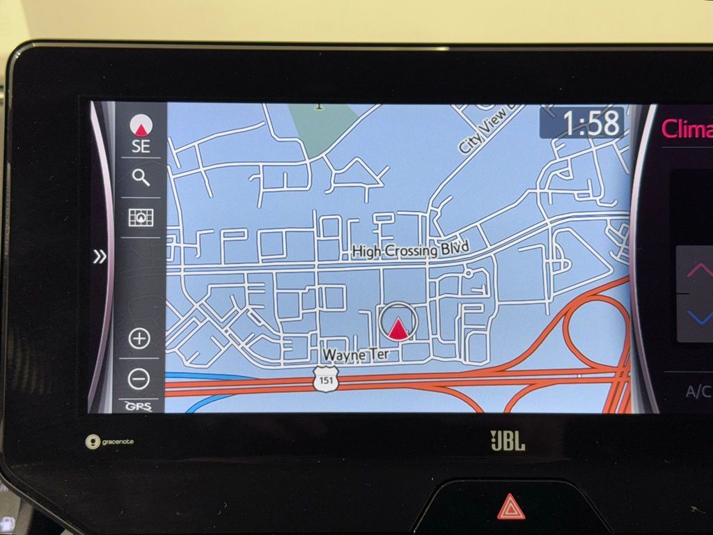 Thumbnail: 2021 Toyota Venza - 29