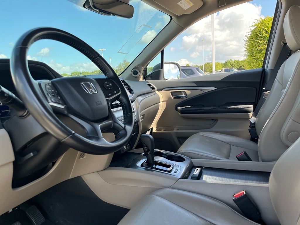 Thumbnail: 2020 Honda Pilot - 20