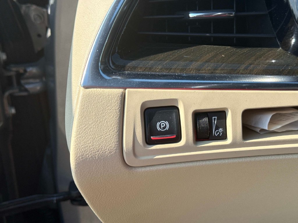 Used 2017 Cadillac XT5 SUV