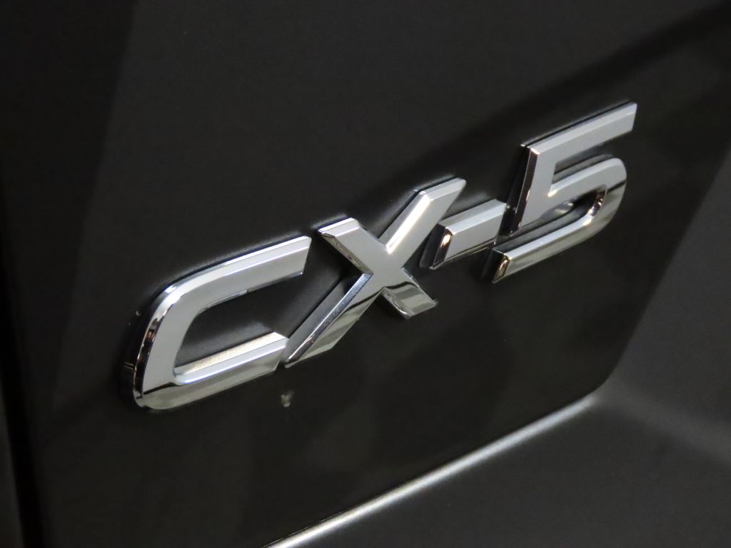 Thumbnail: 2018 Mazda CX-5 - 9