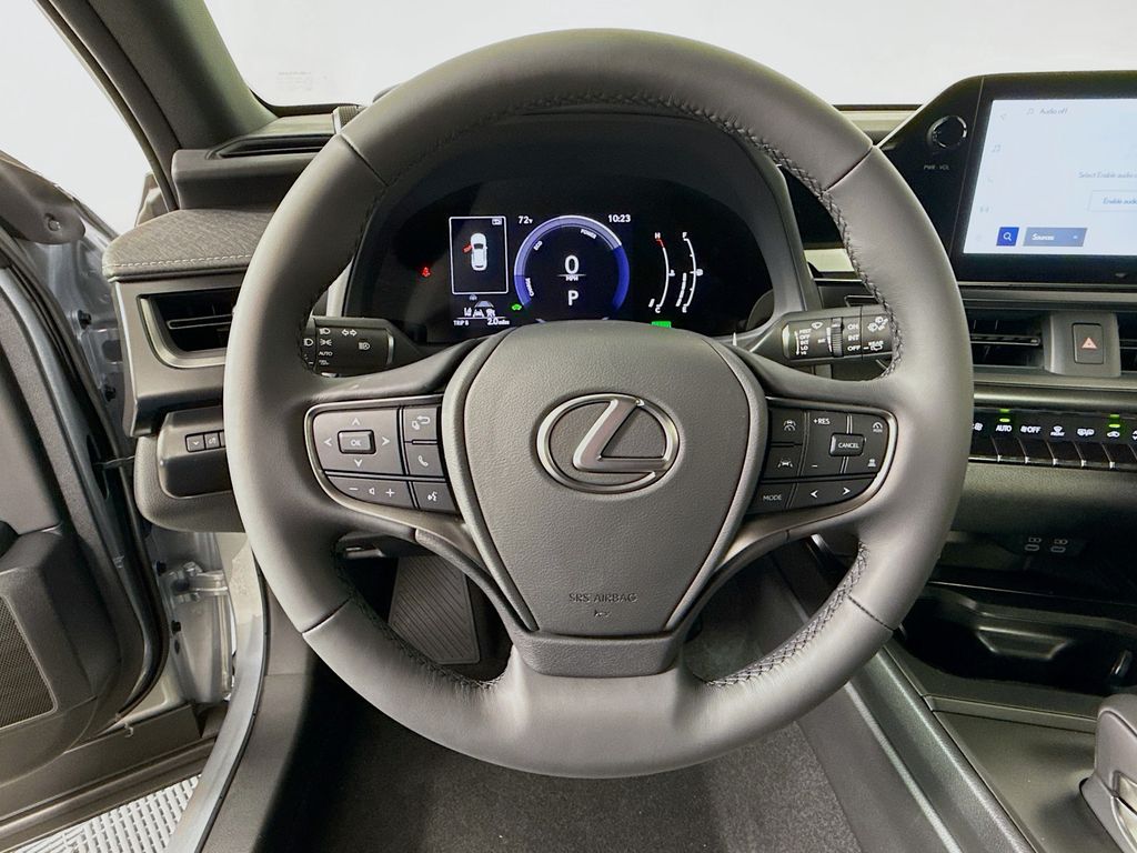 Thumbnail: 2026 Lexus UX - 10