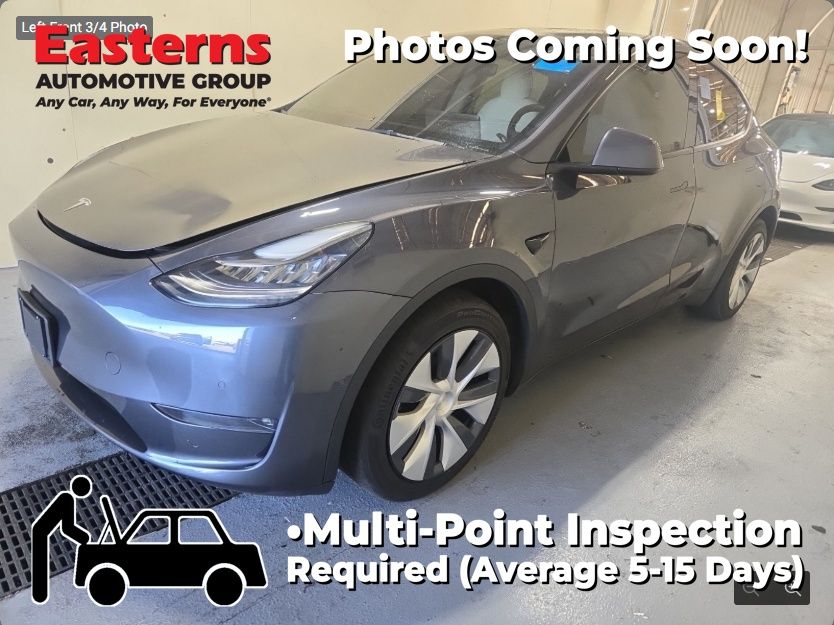 2022 Tesla Model Y Long Range Dual Motor All-Wheel Drive's photo