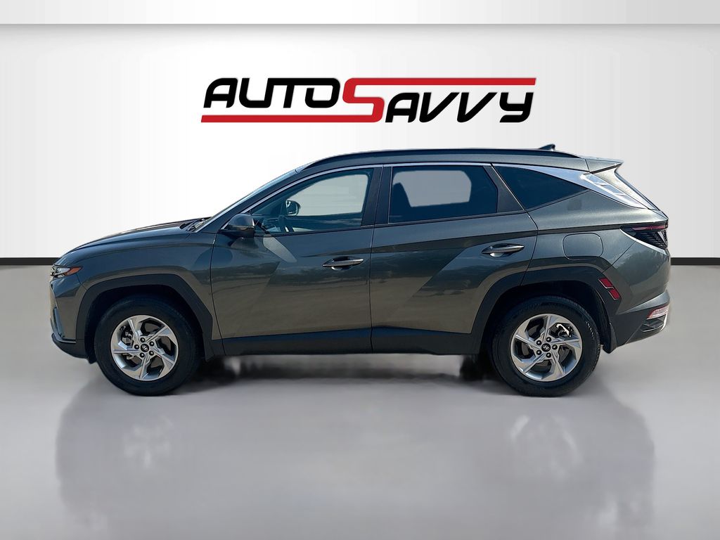 Used 2023 Gray Hyundai SEL image 4