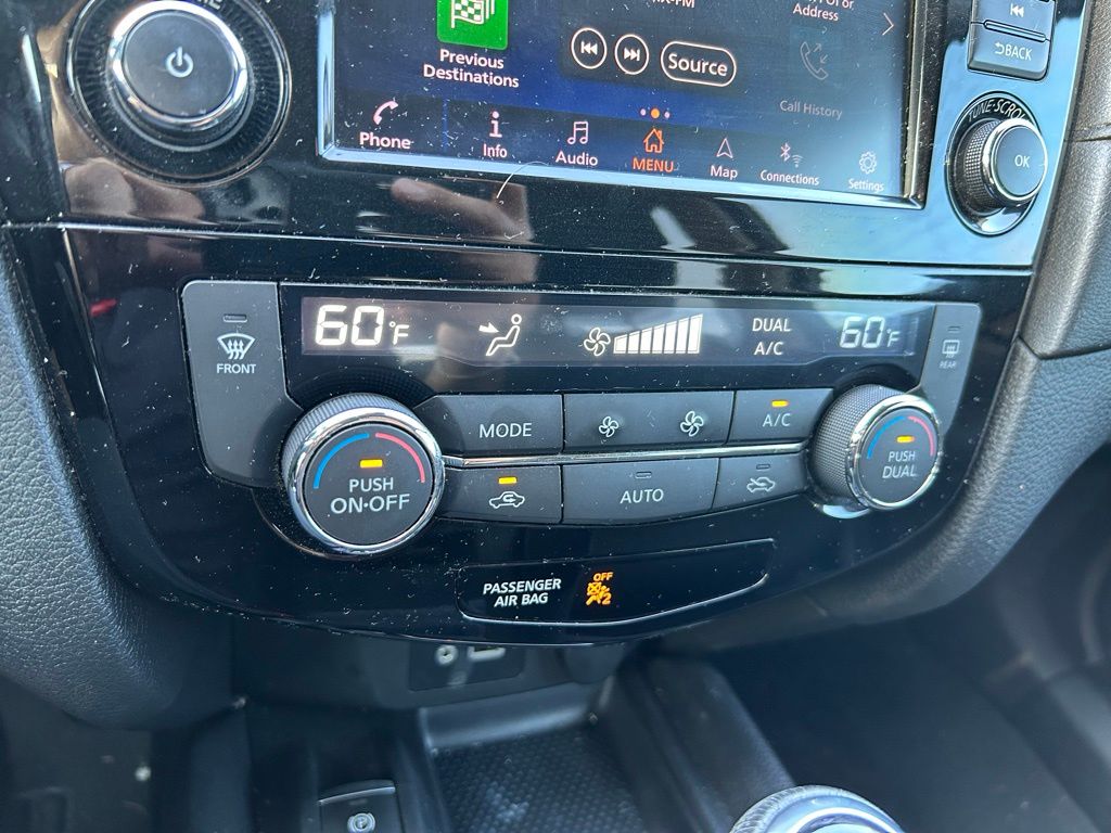 2019 Nissan Rogue SV 27