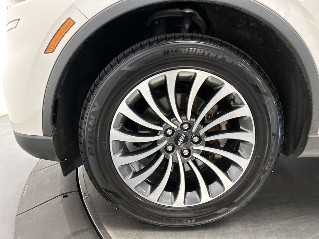 Thumbnail: 2022 Lincoln Aviator - 10