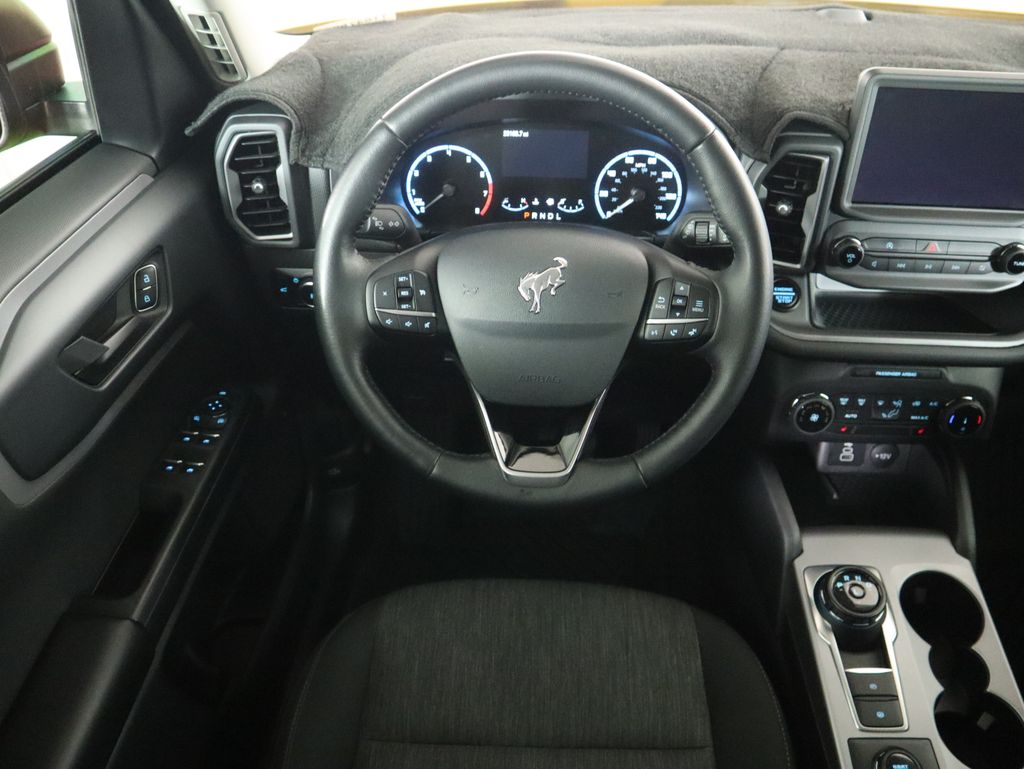 Thumbnail: 2023 Ford Bronco Sport - 10