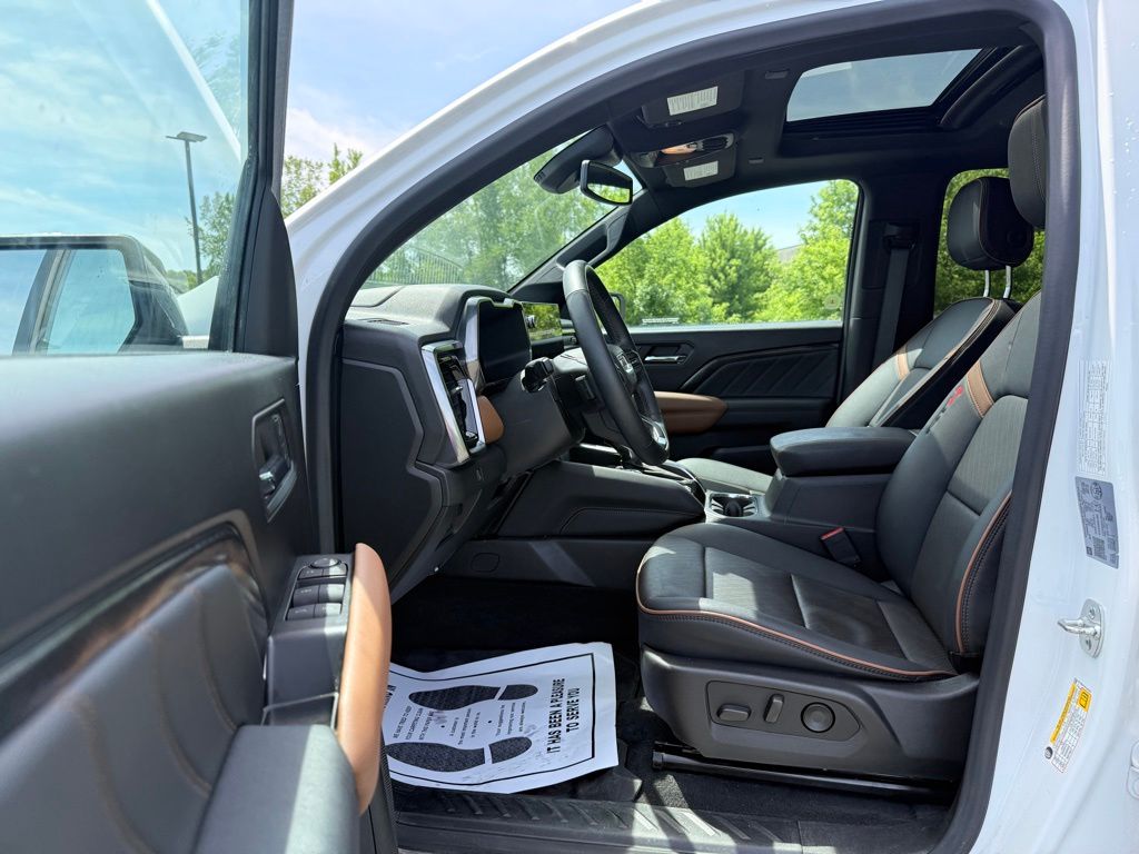2024 GMC Canyon