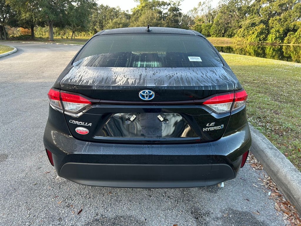 Thumbnail: 2024 Toyota Corolla - 4