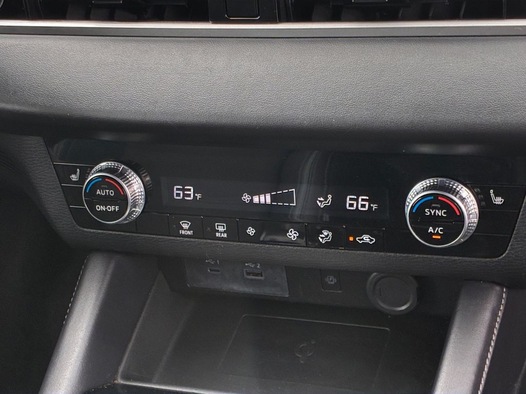 Used Car 2024 Mitsubishi Outlander  Se For Sale Under $25,000 In Austin, Texas