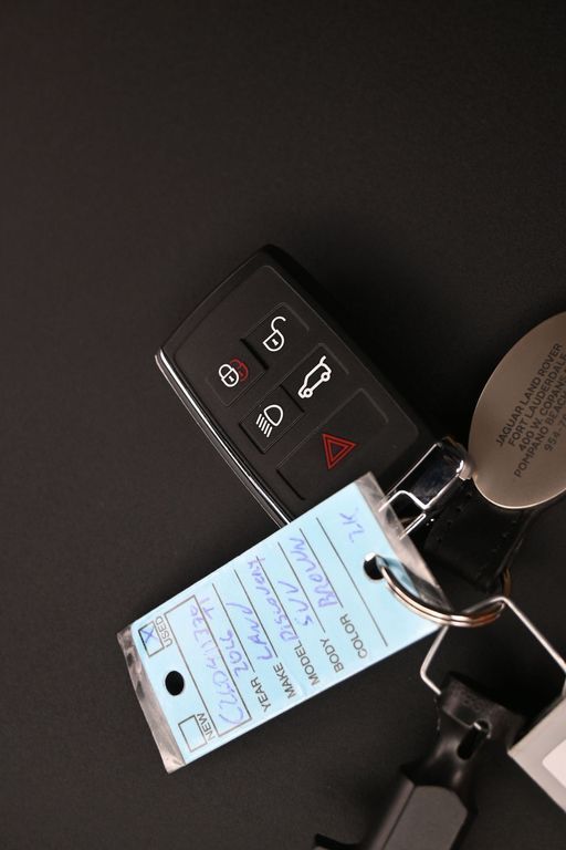 2026 Land Rover Discovery Gemini Edition - Photo 30