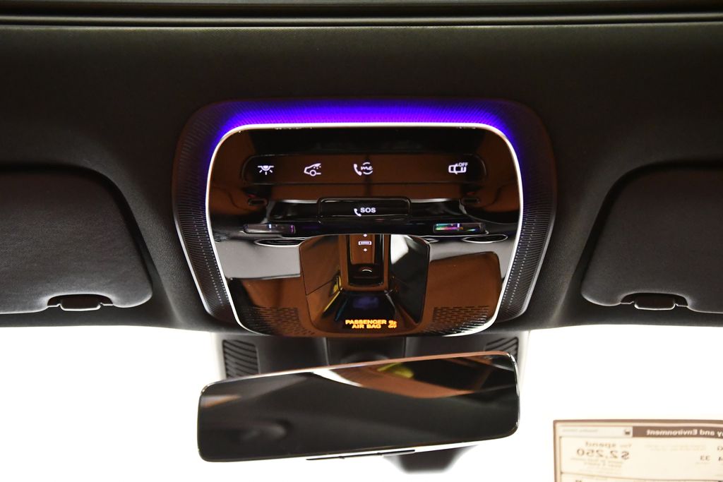 Thumbnail: 2025 Mercedes-Benz C-Class - 20