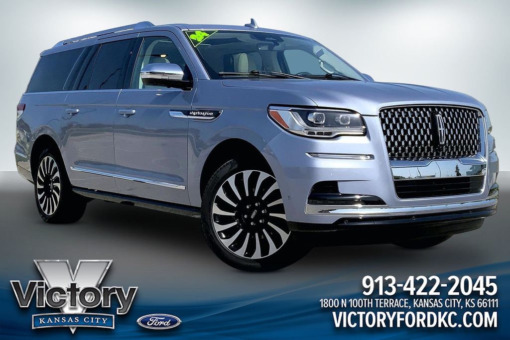 Crystal Blue Metallic 2024 Lincoln Navigator SUV / Crossover Four-Wheel Drive Automatic