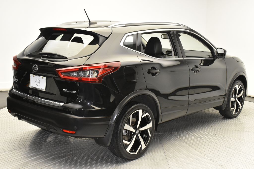 2020 Nissan Rogue Sport SL 5