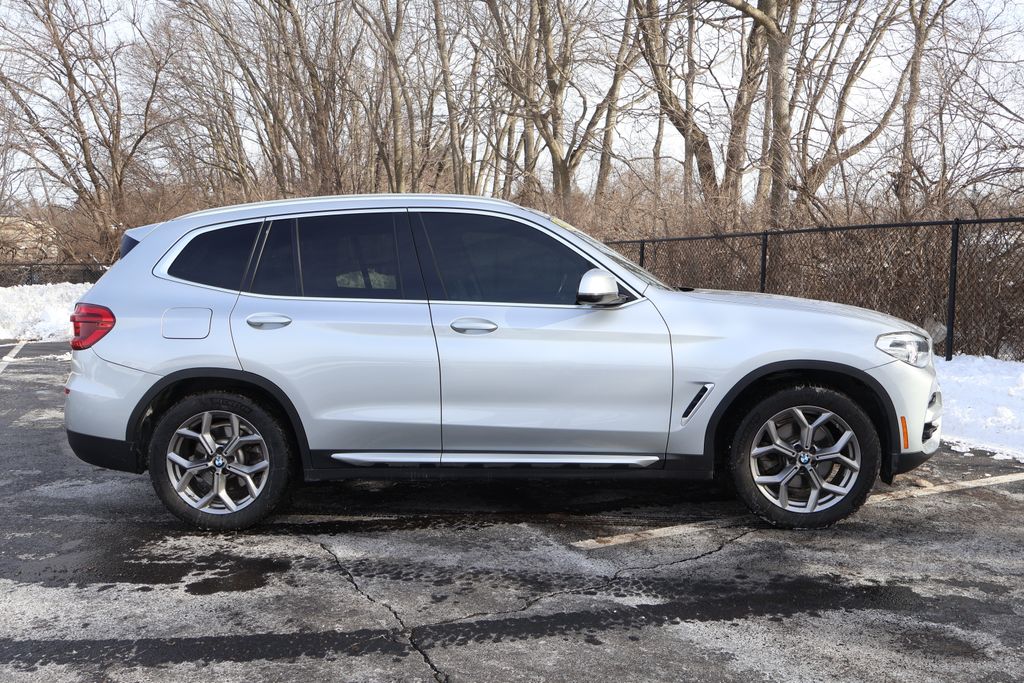 Thumbnail: 2021 BMW X3 - 9