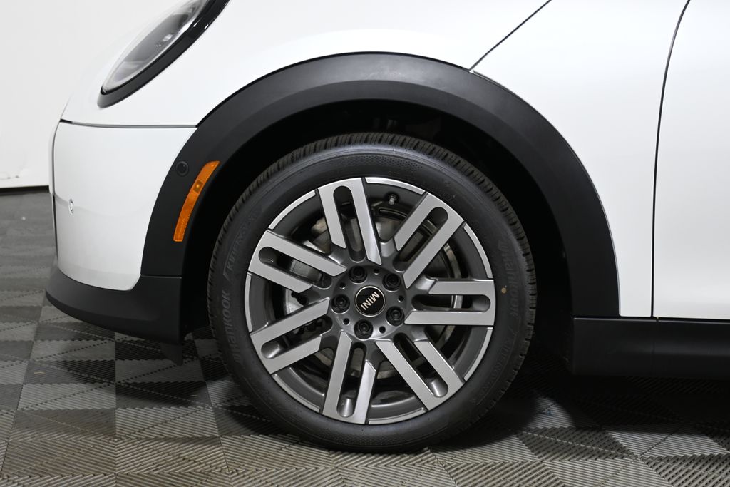 Thumbnail: 2026 MINI Cooper - 18