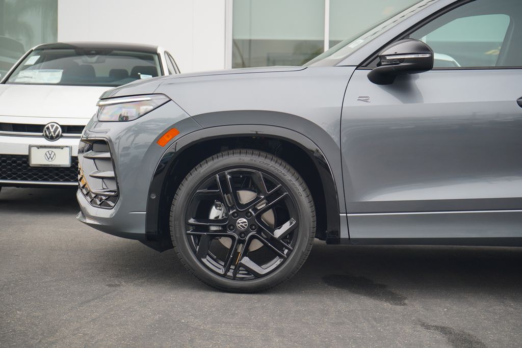 Thumbnail: 2025 Volkswagen Tiguan - 2