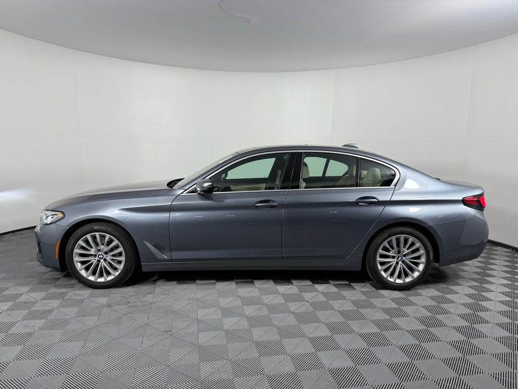 2022 BMW 5 Series 530i xDrive 8