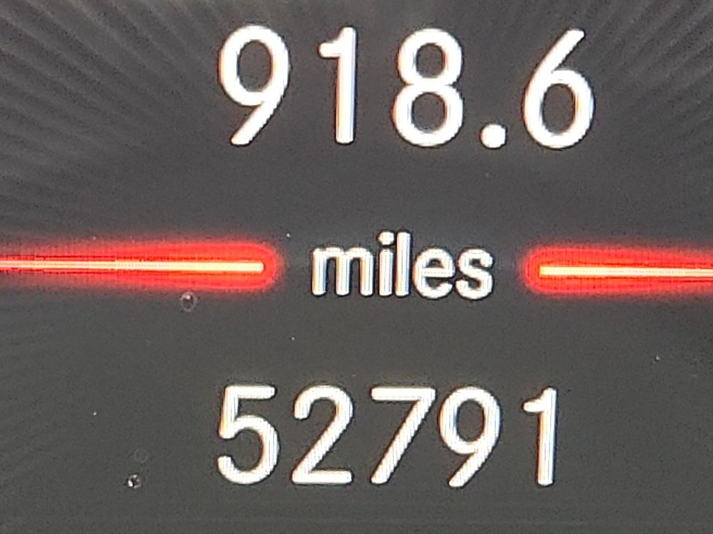 Thumbnail: 2023 Mercedes-Benz GLE - 21