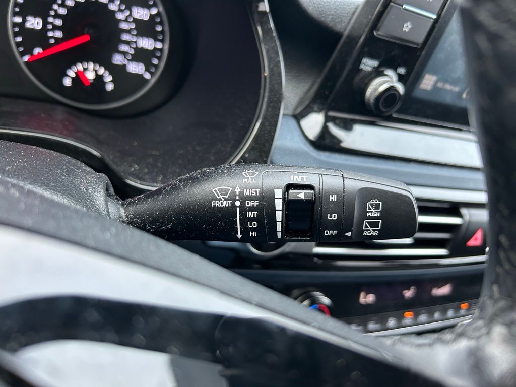 Thumbnail: 2023 Kia Seltos - 20