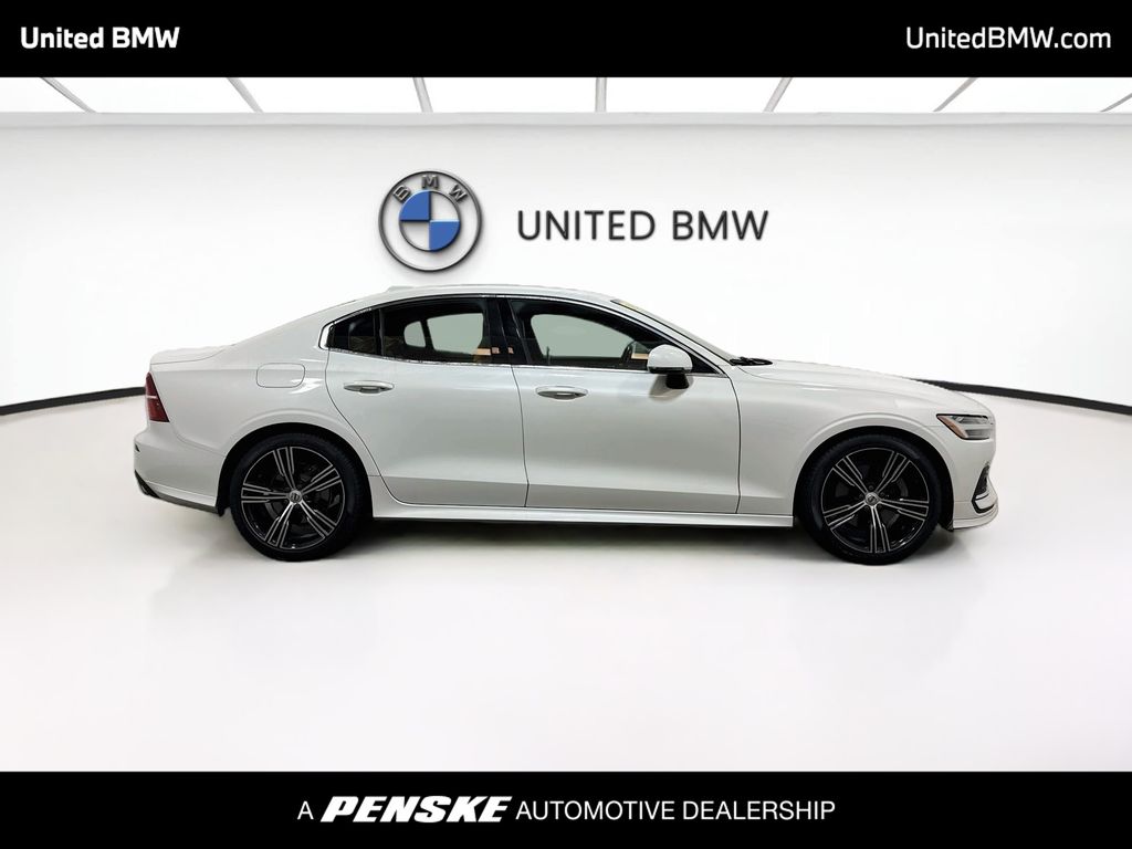 Thumbnail: 2020 Volvo S60 - 4
