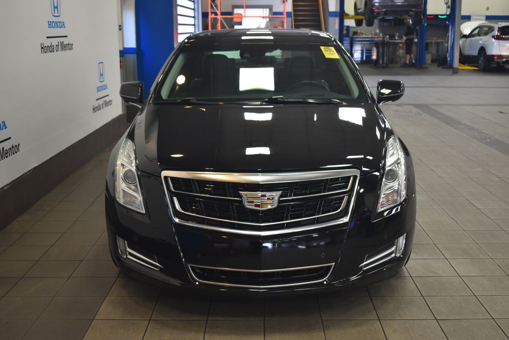 Thumbnail: 2017 Cadillac XTS - 2