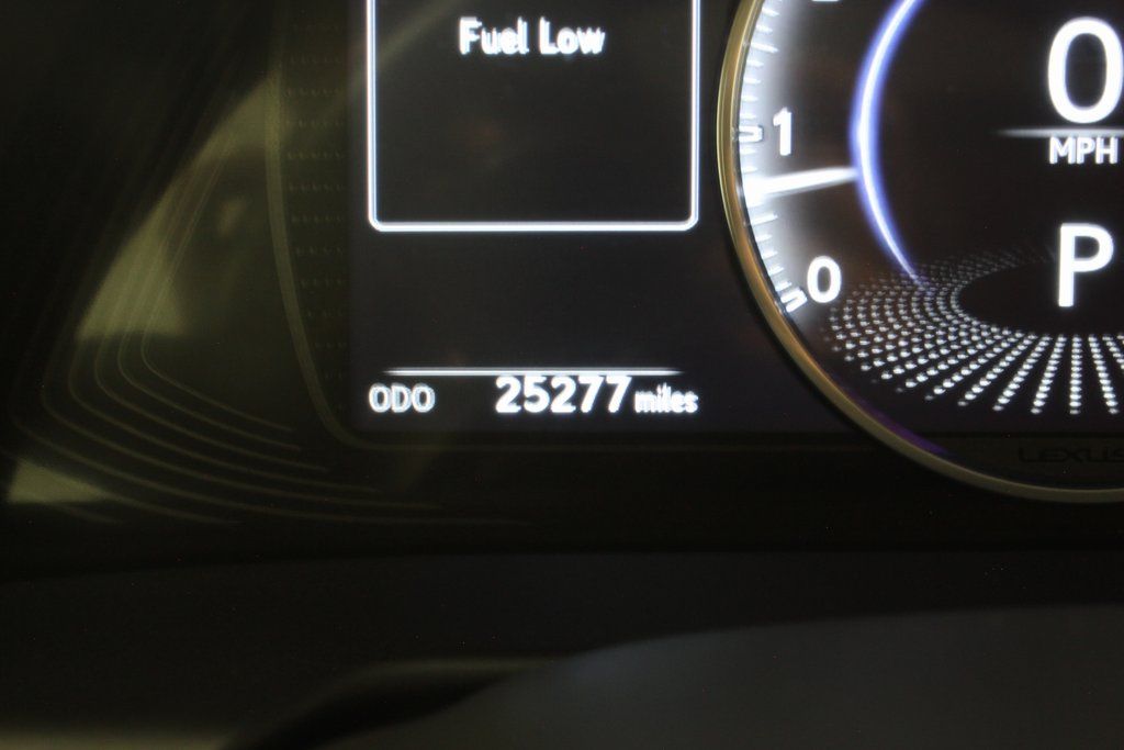 Thumbnail: 2024 Lexus ES - 17